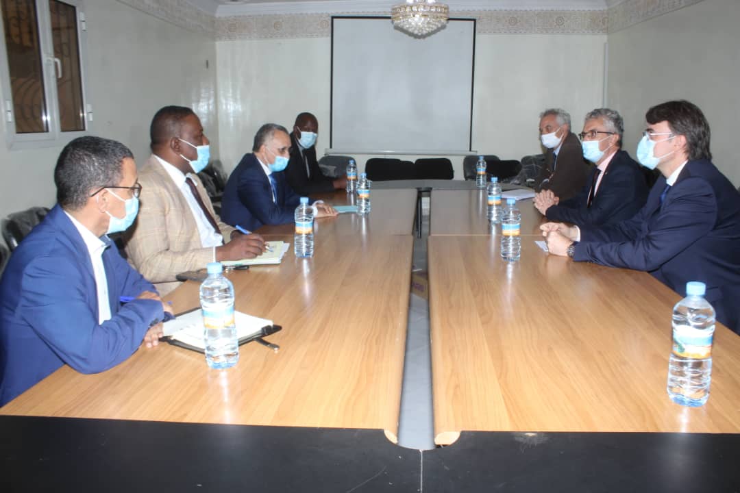 Read more about the article رئيس اللجنة الوطنية لحقوق اللإنسان يستقبل السفير الفرنسي