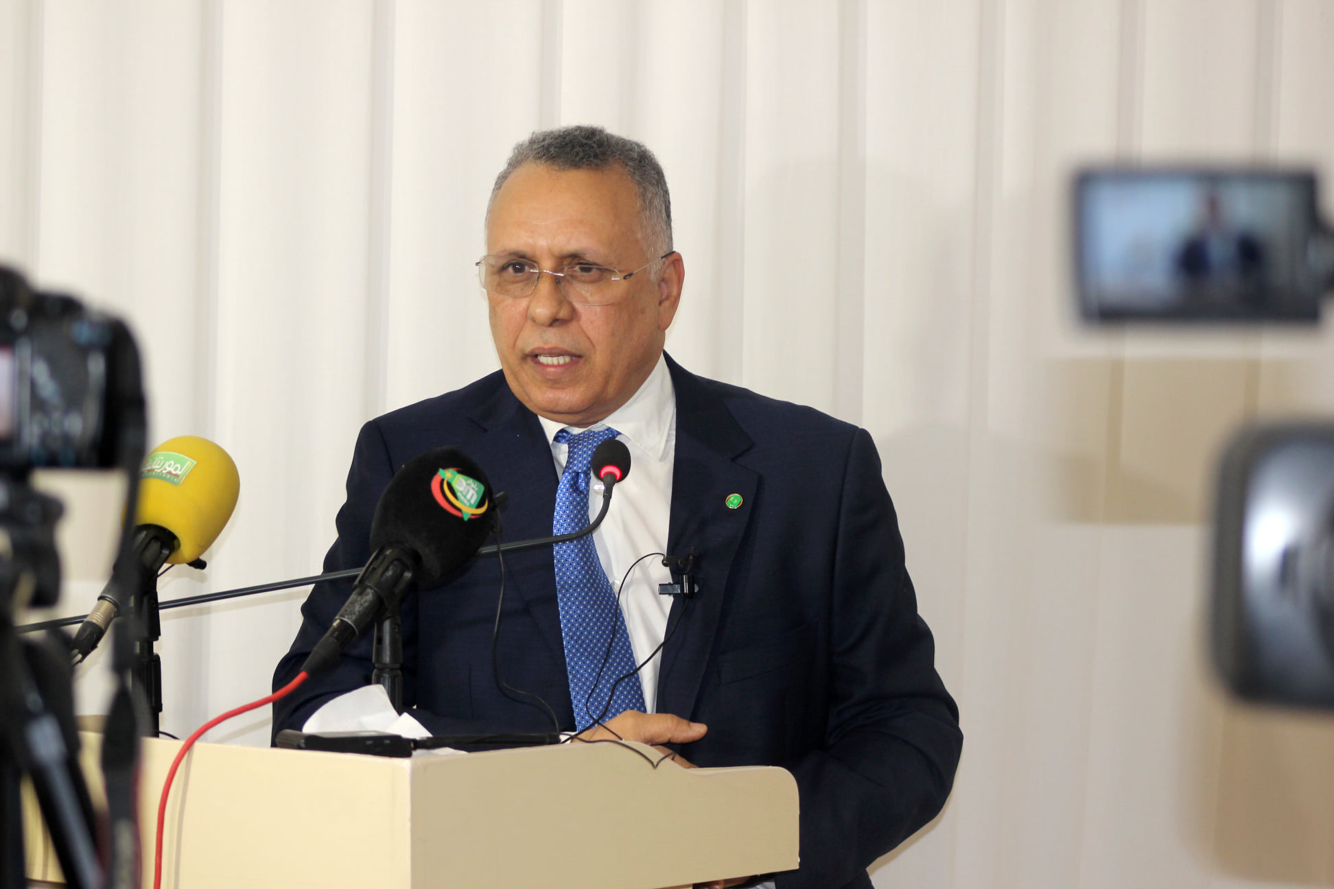 You are currently viewing رئيس اللجنة الوطنية لحقوق الإنسان يلتقي السفراء وممثلو هيئات الأمم المتحدة المشاركة في قافلة “لنطوي صفحة العبودية