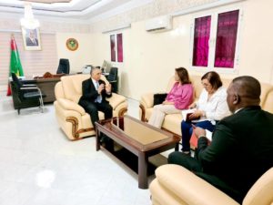 Read more about the article استقبل رئيس اللجنة الوطنية لحقوق الانسان الأستاذ أحمد سالم ولد بوحبيني بمقر اللجنة السيدة ميريام الفاريز دي لا روزا رودريغيز سفيرة إسبانيا.