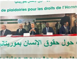 Read more about the article رئيس اللجنة الوطنية ا لحقوق الإنسان يترأس الدورة التاسعة للمسابقة الدولية للمرافعات حول حقوق الإنسان في موريتانيا