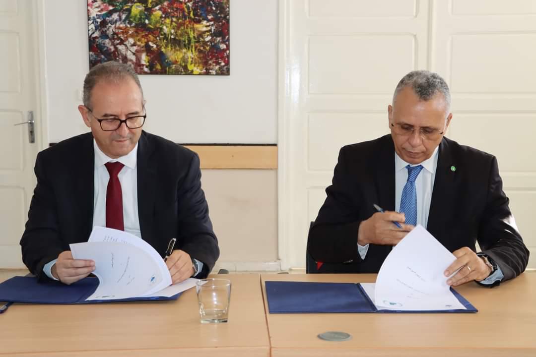 Lire la suite à propos de l’article Le président de la Commission Nationale des droits de l&rsquo;homme signe en Tunisie un accord de coopération avec le Président de l&rsquo;institut Arabe de droits de l&rsquo;homme.